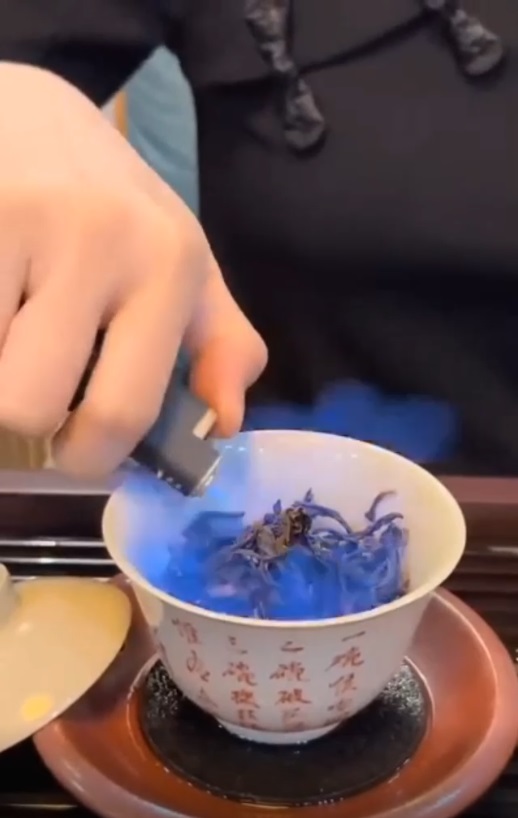 Чай с водкой Маотай Чай с водкой Маотай